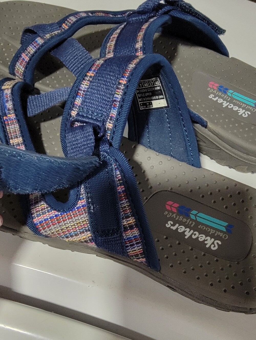 Adjustable Skechers sandals. Size 10 - Picture 6 of 8